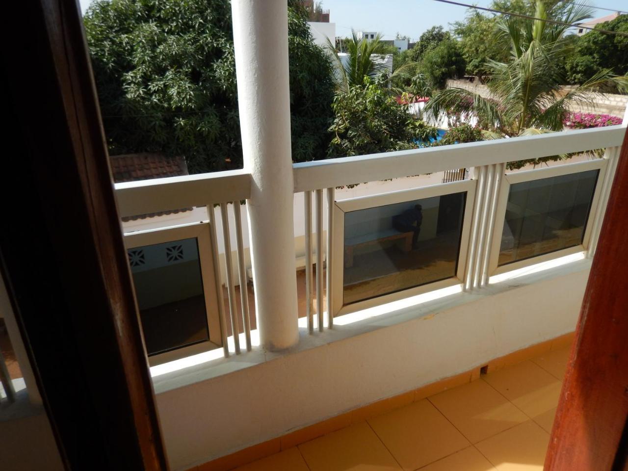 Residence Saint James Somone Buitenkant foto